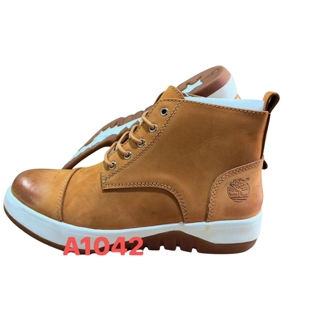 Timberland Pure Leather Boots – Built for Strength. Styled for Life.