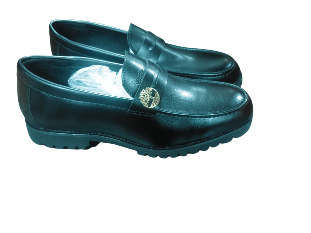 π Timberland Gentle Leather Shoes β Classic Style Meets Rugged Comfort