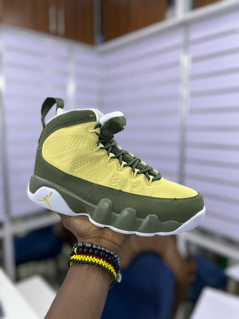 Jordan 9 Sneaker