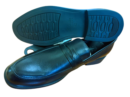 Clarks Gentle Pure Leather Shoes – Black | Durable Rubber Sole